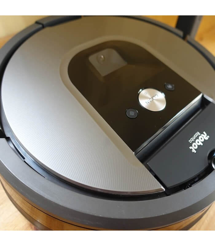 iRobot Roomba 960 